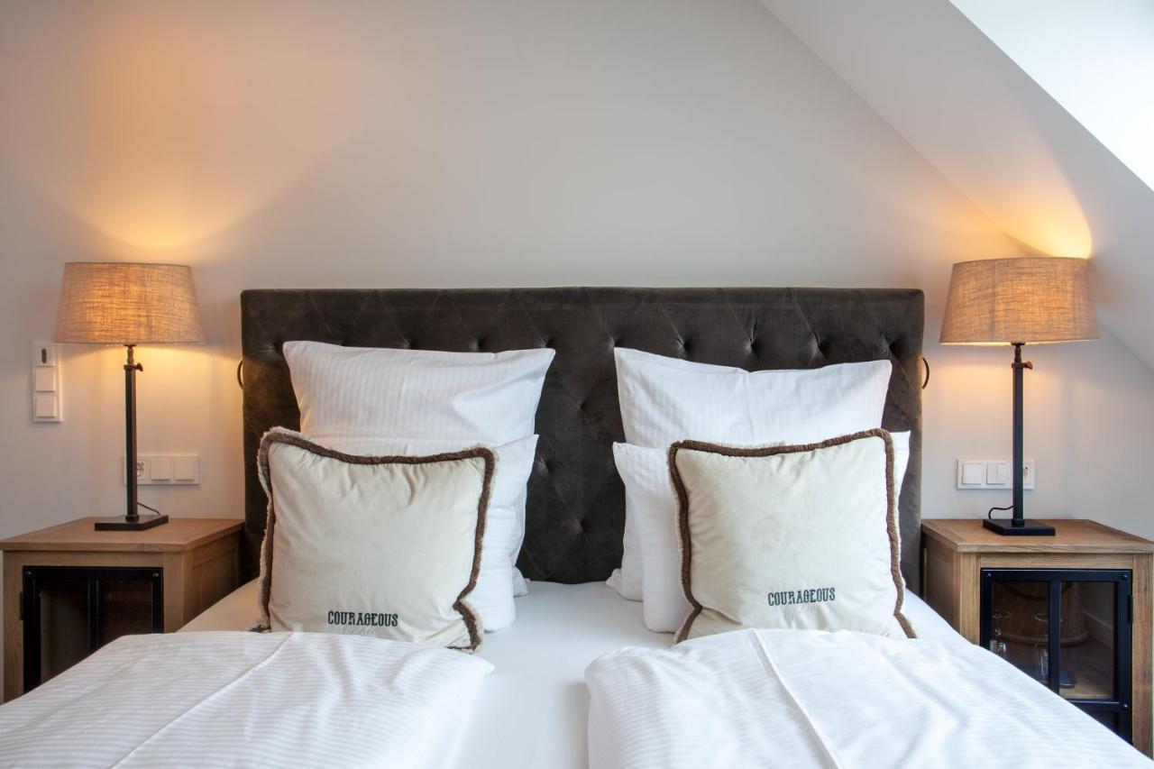 Hotel Achterum Greetsiel Extérieur photo
